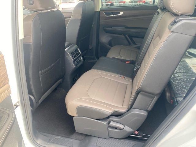 new 2025 Volkswagen Atlas car, priced at $48,804