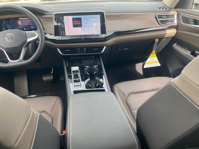 new 2025 Volkswagen Atlas car, priced at $46,804
