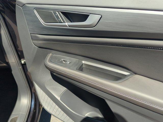 new 2026 Volkswagen Atlas Cross Sport car, priced at $46,459