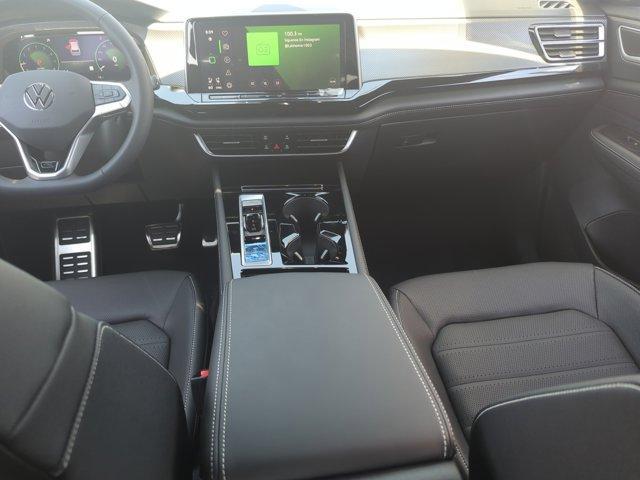 new 2025 Volkswagen Atlas Cross Sport car, priced at $46,006