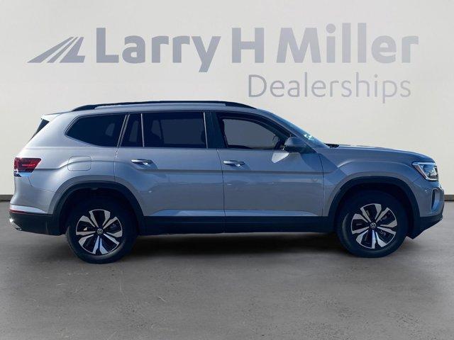 new 2025 Volkswagen Atlas car, priced at $36,786