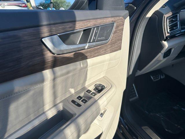 new 2026 Volkswagen Atlas car, priced at $53,943