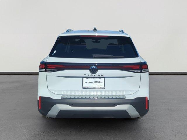 new 2025 Volkswagen Tiguan car, priced at $27,003