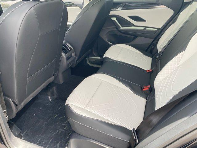 new 2025 Volkswagen Tiguan car, priced at $37,014