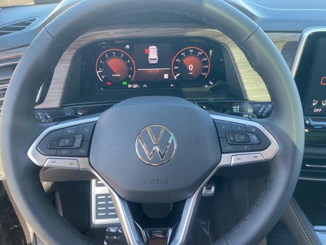 new 2025 Volkswagen Atlas car, priced at $53,424