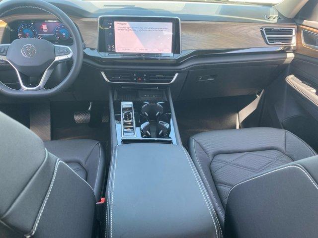 new 2025 Volkswagen Atlas car, priced at $40,544