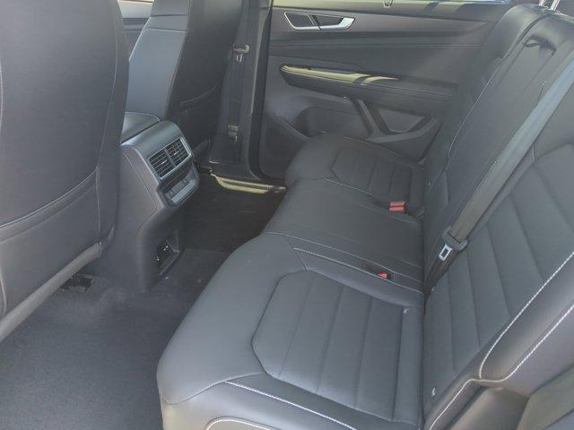 new 2026 Volkswagen Atlas Cross Sport car, priced at $48,896