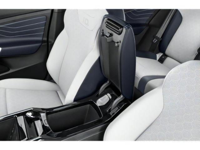 new 2025 Volkswagen ID.4 car, priced at $48,631