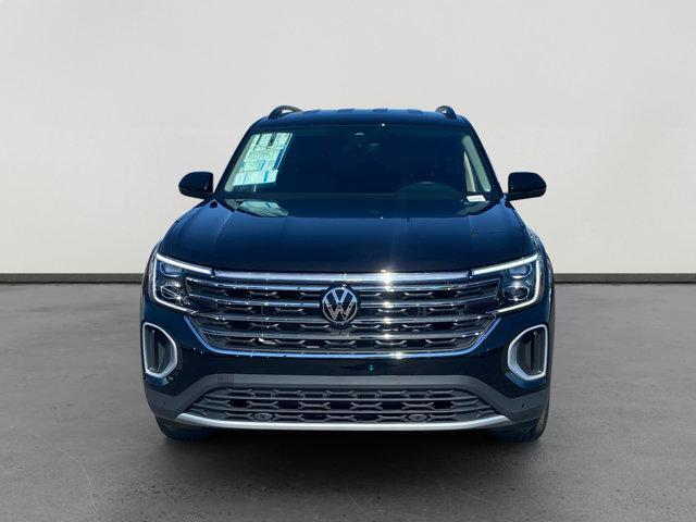 new 2025 Volkswagen Atlas car, priced at $43,435