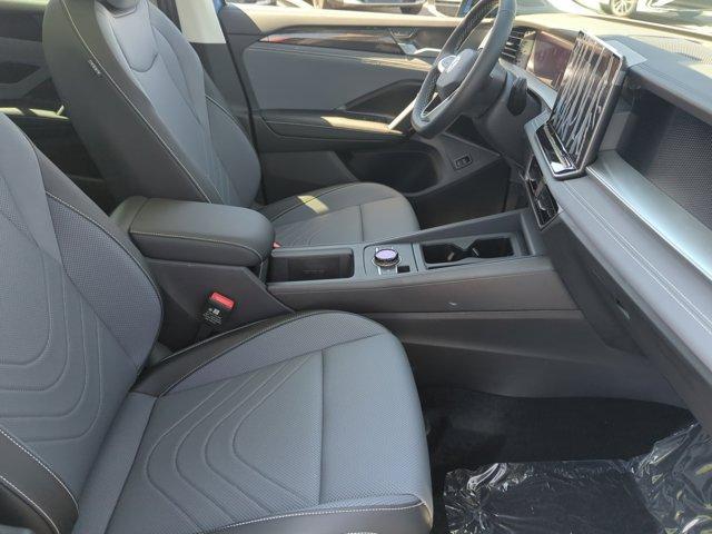 new 2025 Volkswagen Tiguan car, priced at $35,001