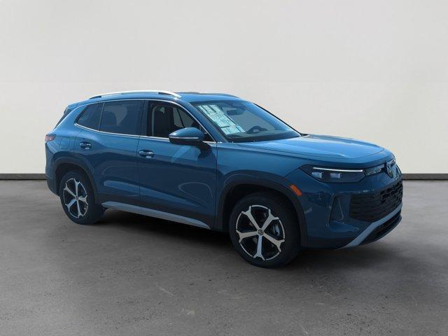 new 2025 Volkswagen Tiguan car, priced at $35,001