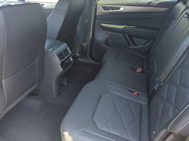 new 2026 Volkswagen Atlas Cross Sport car, priced at $43,862