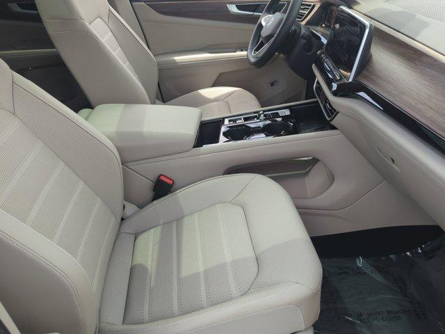 new 2025 Volkswagen Atlas car, priced at $43,804