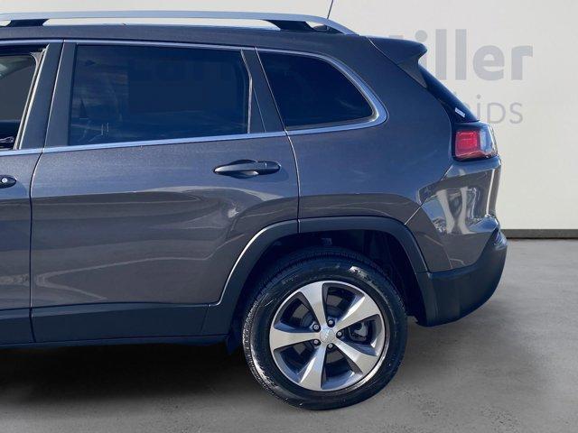 used 2021 Jeep Cherokee car, priced at $22,439