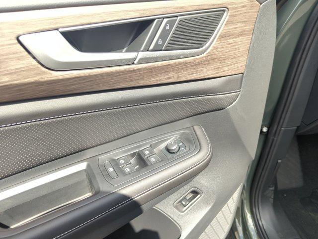 new 2026 Volkswagen Atlas car, priced at $48,821