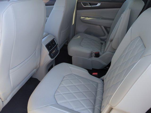 new 2026 Volkswagen Atlas car, priced at $54,638