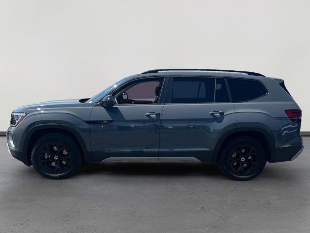 new 2025 Volkswagen Atlas car, priced at $46,514