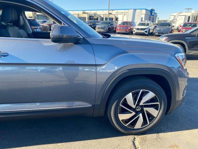 new 2025 Volkswagen Atlas car, priced at $47,636