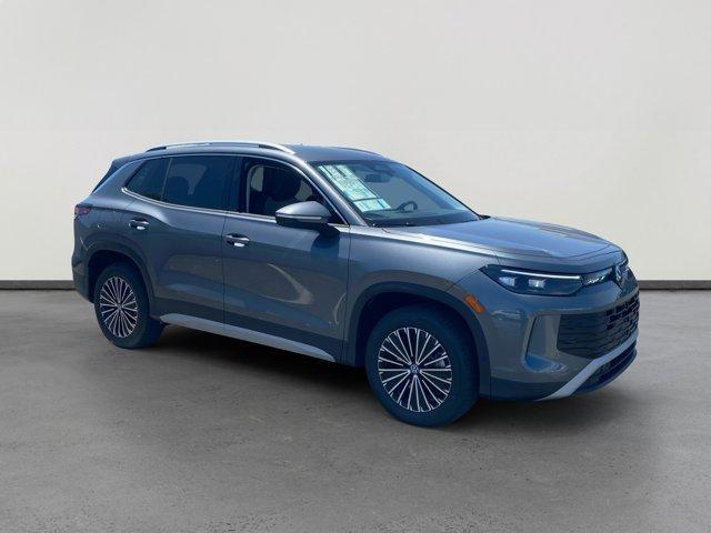 new 2025 Volkswagen Tiguan car, priced at $29,289