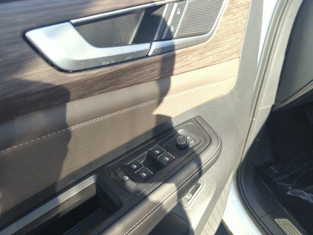 new 2026 Volkswagen Atlas car, priced at $49,388