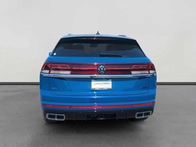 new 2026 Volkswagen Atlas Cross Sport car, priced at $53,795