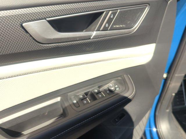 new 2026 Volkswagen Atlas Cross Sport car, priced at $53,795