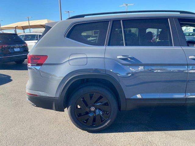 new 2025 Volkswagen Atlas car, priced at $43,686