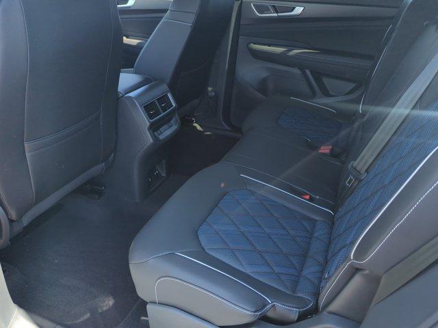 new 2026 Volkswagen Atlas Cross Sport car, priced at $54,251