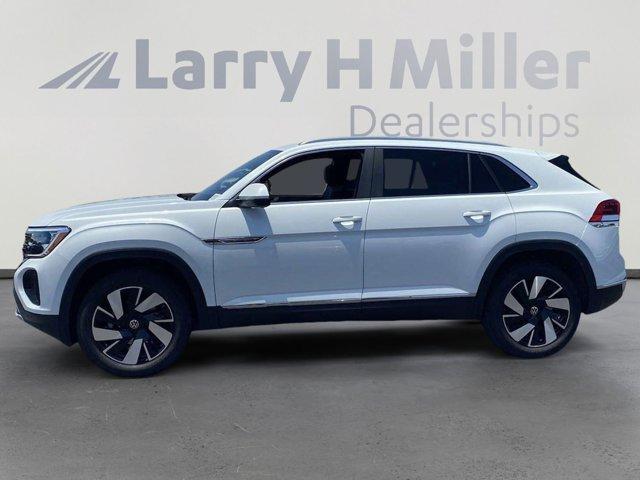 new 2024 Volkswagen Atlas Cross Sport car, priced at $45,915