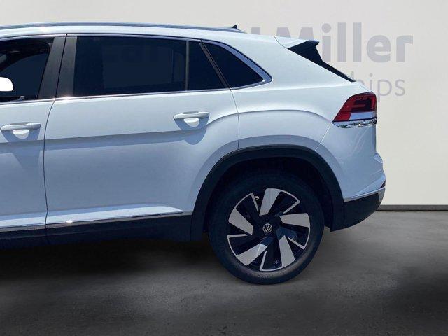 new 2024 Volkswagen Atlas Cross Sport car, priced at $45,915