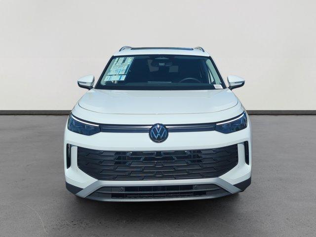 new 2025 Volkswagen Tiguan car, priced at $33,470