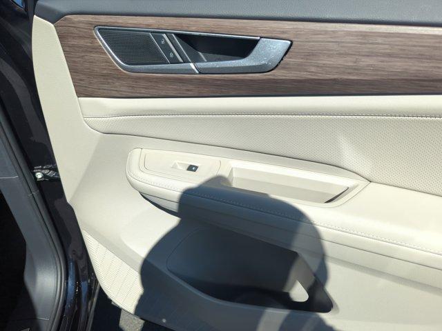 new 2026 Volkswagen Atlas car, priced at $48,821