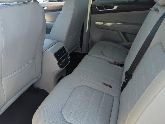 new 2026 Volkswagen Atlas car, priced at $48,821