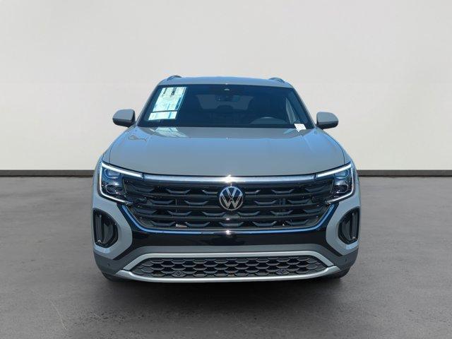 new 2026 Volkswagen Atlas Cross Sport car, priced at $44,012