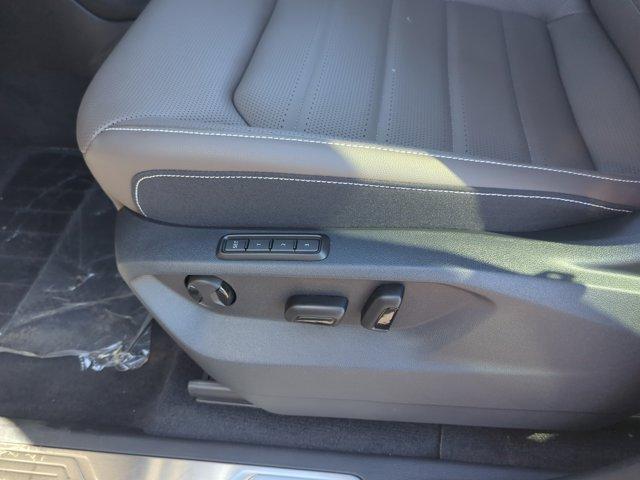 new 2026 Volkswagen Atlas car, priced at $48,821