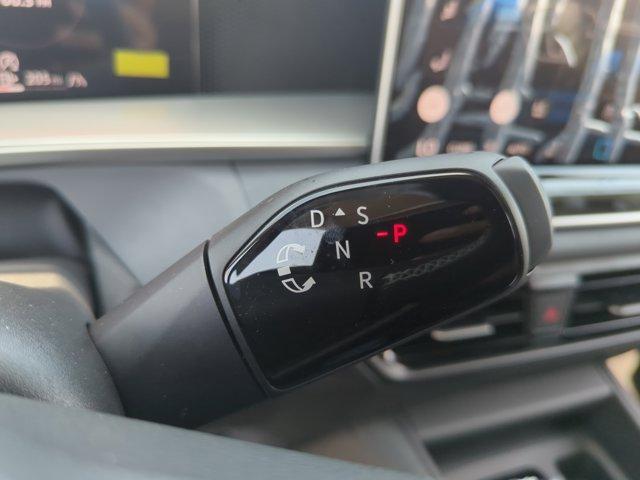new 2025 Volkswagen Tiguan car, priced at $35,913