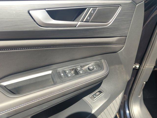 new 2026 Volkswagen Atlas Cross Sport car, priced at $42,952