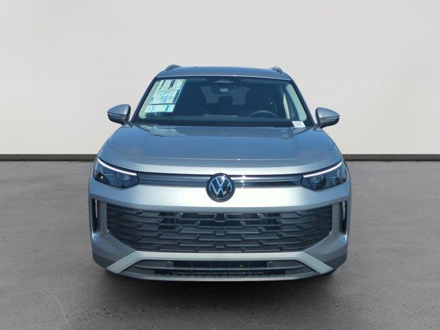 new 2025 Volkswagen Tiguan car, priced at $33,396