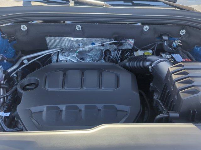 new 2026 Volkswagen Atlas Cross Sport car, priced at $39,471