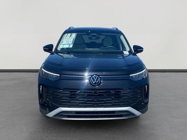 new 2025 Volkswagen Tiguan car, priced at $32,758
