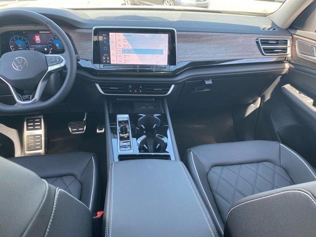 new 2025 Volkswagen Atlas car, priced at $52,309