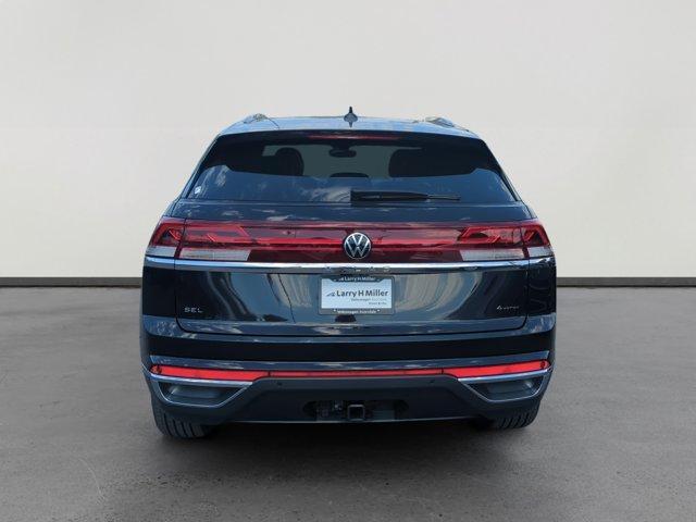 new 2026 Volkswagen Atlas Cross Sport car, priced at $48,897