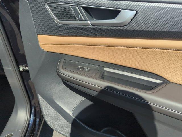 new 2026 Volkswagen Atlas Cross Sport car, priced at $48,897