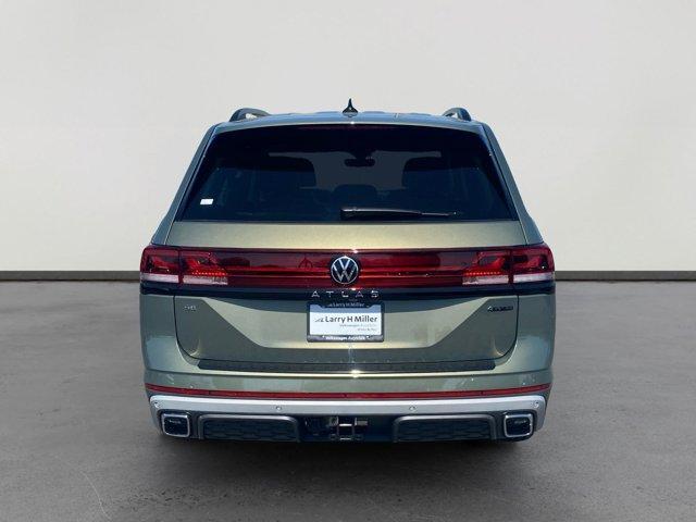 new 2025 Volkswagen Atlas car, priced at $46,464