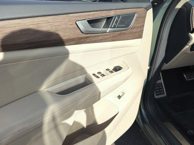 new 2026 Volkswagen Atlas car, priced at $54,118