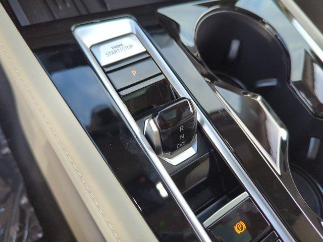 new 2026 Volkswagen Atlas car, priced at $54,118