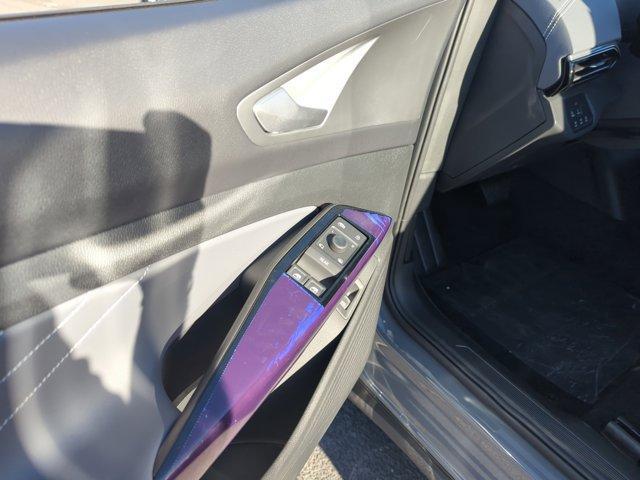 new 2025 Volkswagen ID.4 car, priced at $51,552