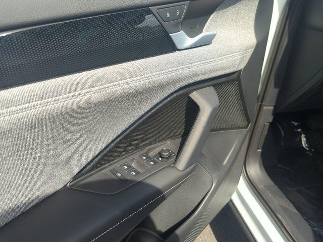 new 2025 Volkswagen Tiguan car, priced at $28,177