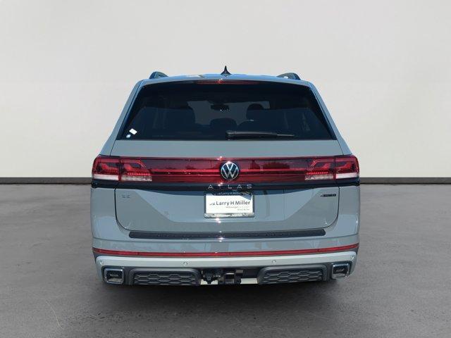 new 2025 Volkswagen Atlas car, priced at $42,848