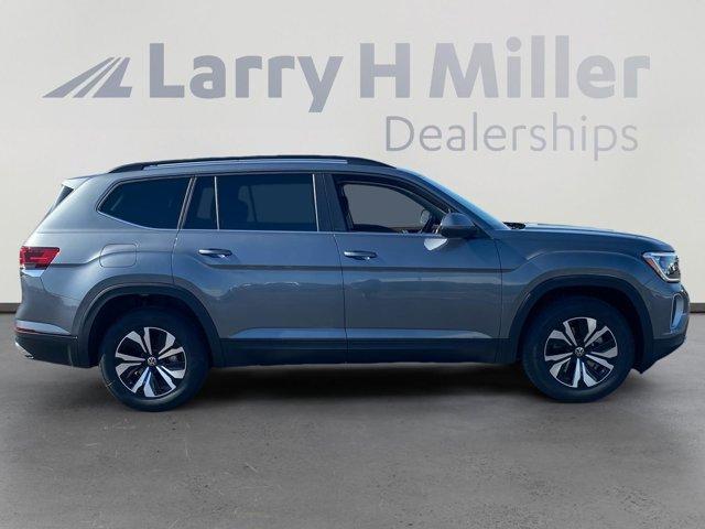 new 2025 Volkswagen Atlas car, priced at $36,786